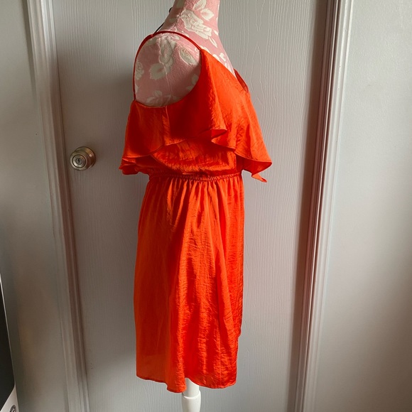 Flowy Orange Dress, size 12 - Picture 6 of 9